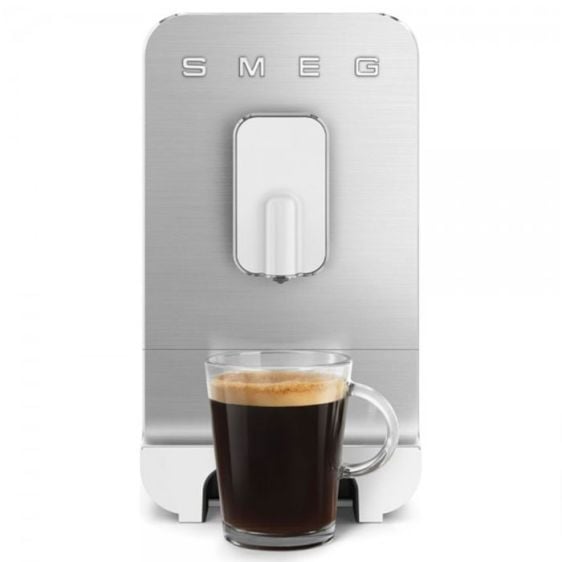 SMEG BCC11WHMEU coffee machine