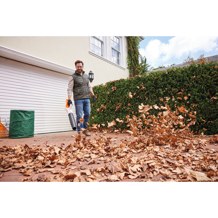 BATTERY Broom STIHL BGA 50 36 V, NUMBER OF BATTERIES 1, 4.00 Ah, MAXIMUM BLOWING SPEED 198 km/h