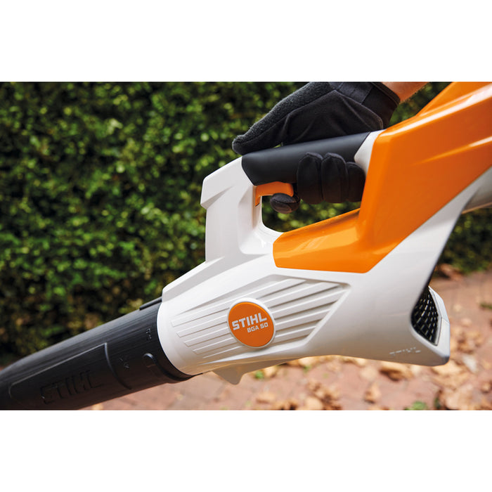 BATTERY Broom STIHL BGA 50 36 V, NUMBER OF BATTERIES 1, 4.00 Ah, MAXIMUM BLOWING SPEED 198 km/h