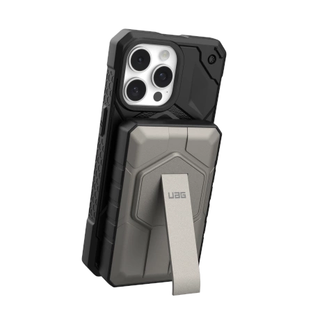 UAG Rugged 10K 10000 mAh MagSafe Powerbank with 10W Stand + Cable - Titanium