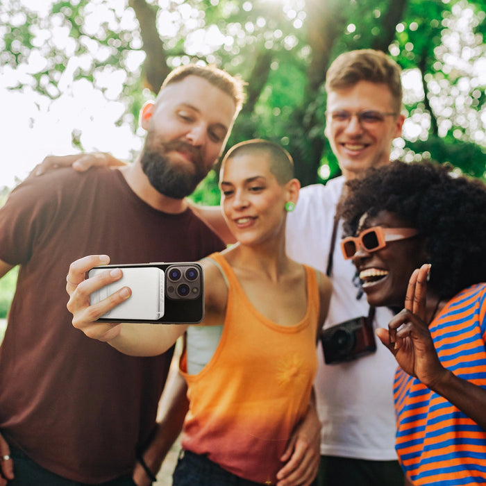 Powerbank Wozinsky WLWP-10KA0Y3WS 22.5W PD Qi2 10000 mAh, with stand, 1x USB-A, 1x USB-C - white