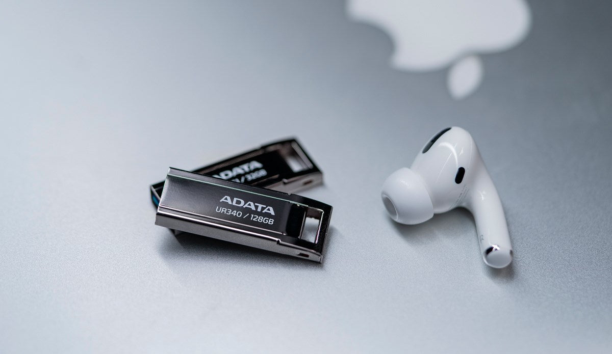 ADATA UR340 64GB USB 3.2 Black