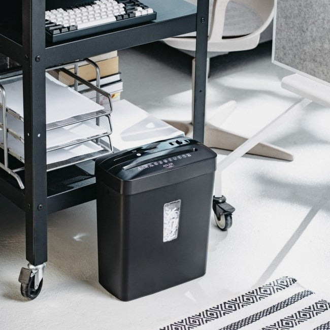 Adler AD 1037 Document Shredder Black