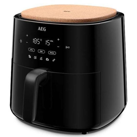 AEG Airfryer AAF5B healthy cooking device