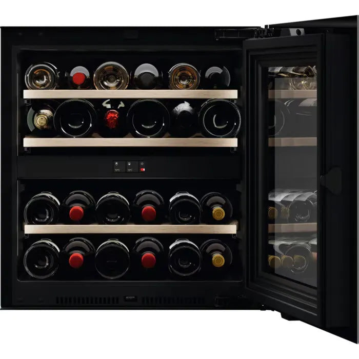Built-in refrigerator AEG AWCD280B6B, 81 l, F, Yes
