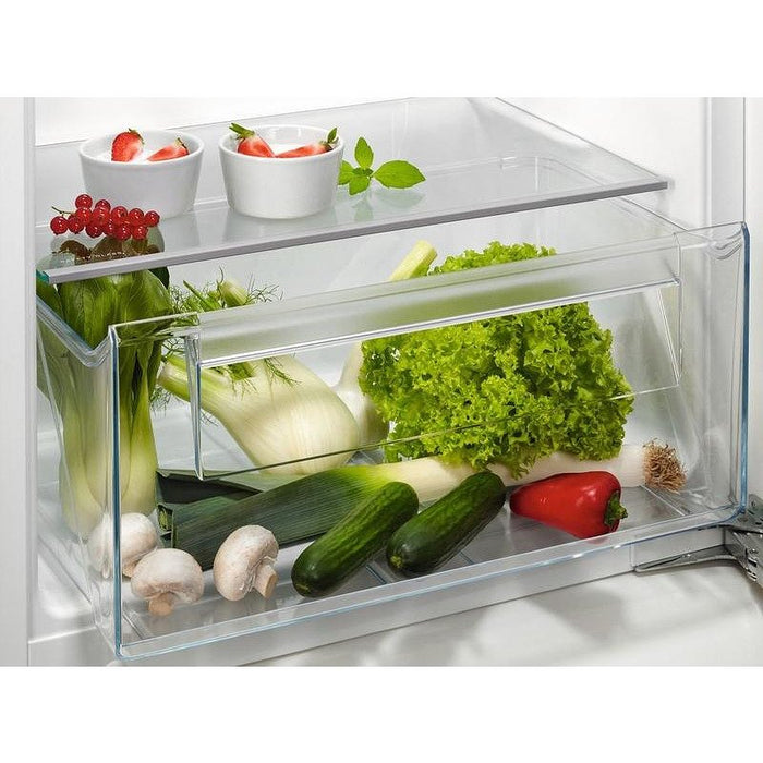 Built-in refrigerator AEG NSF5O121ES, 188 l, E, Yes, Static
