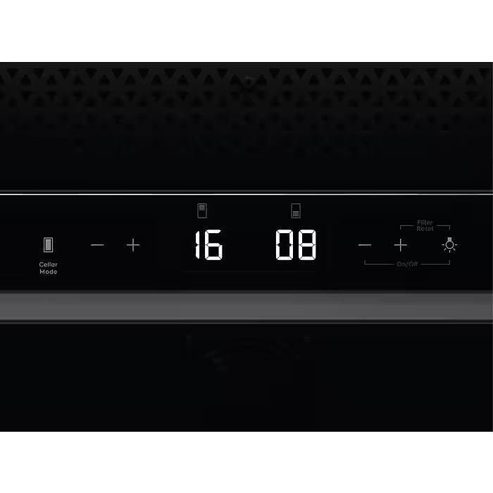 Built-in refrigerator AEG NSW8D826GT (ST), 122 l, G, Yes