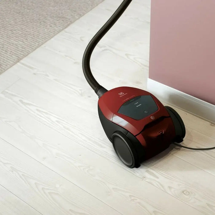 Bagged Vacuum Cleaner Electrolux PD82-ANIMA Red 600 W - Прахосмукачки и роботи<<<Почистване Прахосмукачки И