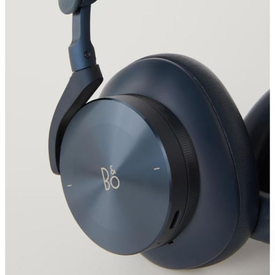 Bang & Olufsen Beoplay H95 Navy wireless headphones