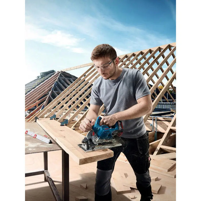 BATTERY BRUSHLESS CIRCULAR BOSCH PROFESSIONAL GKS 185-LI SOLO - Ръчни циркуляри<<<Триони и циркуляри<<<Инструменти и