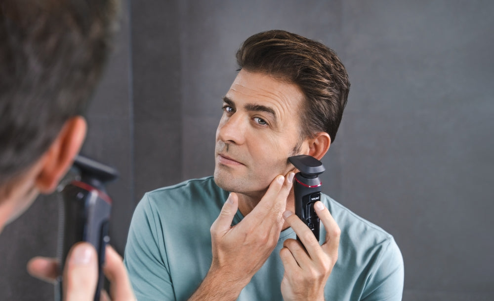Beurer MN8X rotary shaver, 360° flexible shaver head, Magnetic fixation, LED display, Waterproof (IPX7), Quick-charge function  (10 min OT; 5 min CT), Incl. charger and storage station, protective cap and cleaning brush