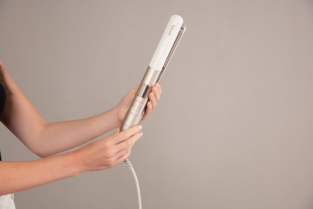 Beurer HS 70 Hair straightener, Ceramic-coated heating plates, Rounded housing, Ion function, Multi-stage temperature setting from 100°C - 220 °C, Automatic switch-off after 30 minutes, Button lock, heat-resistant storage bag