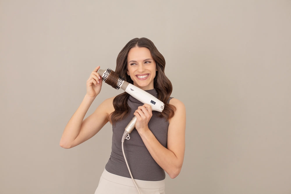 Beurer HC 150 FusionDry Pro Hair dryer - Powerful, brushless motor, Ergonomic folding handle, Ion function, 3 heat & blower settings, cold air, Extra quiet, EasyClick - Magnetic attachments, LCD display, Bag