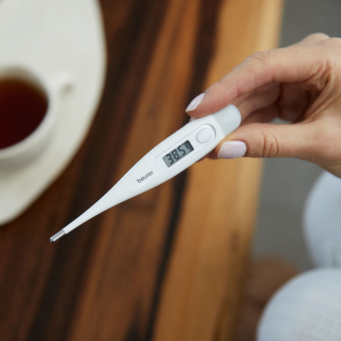 Beurer FT 09/1 clinical thermometer, Contact-measurement technology, Display in °C, Protective cap; Waterproof, white