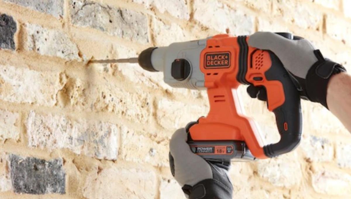 BATTERY PUNCH 18V BLACK&DECKER