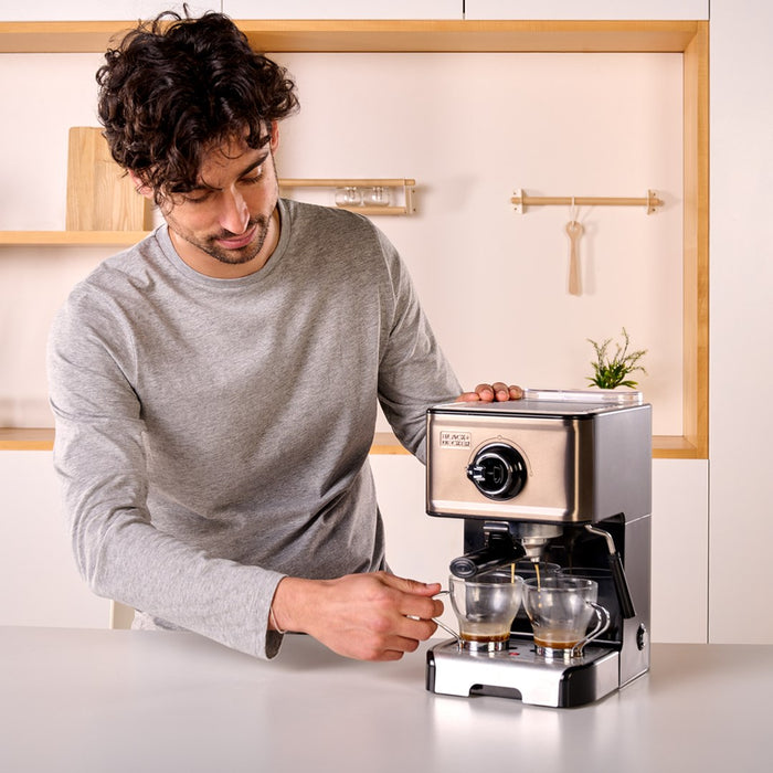 Espresso coffee maker Black+Decker BXCO1200E (1200W)