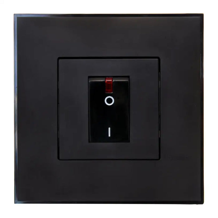 BOILER SWITCH WITH FRAME 32A BLACK BTICINO CLASSIA - Електроапаратура и