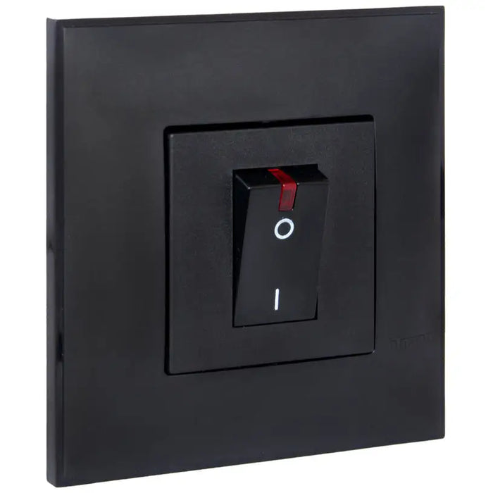 BOILER SWITCH WITH FRAME 32A BLACK BTICINO CLASSIA - Електроапаратура и