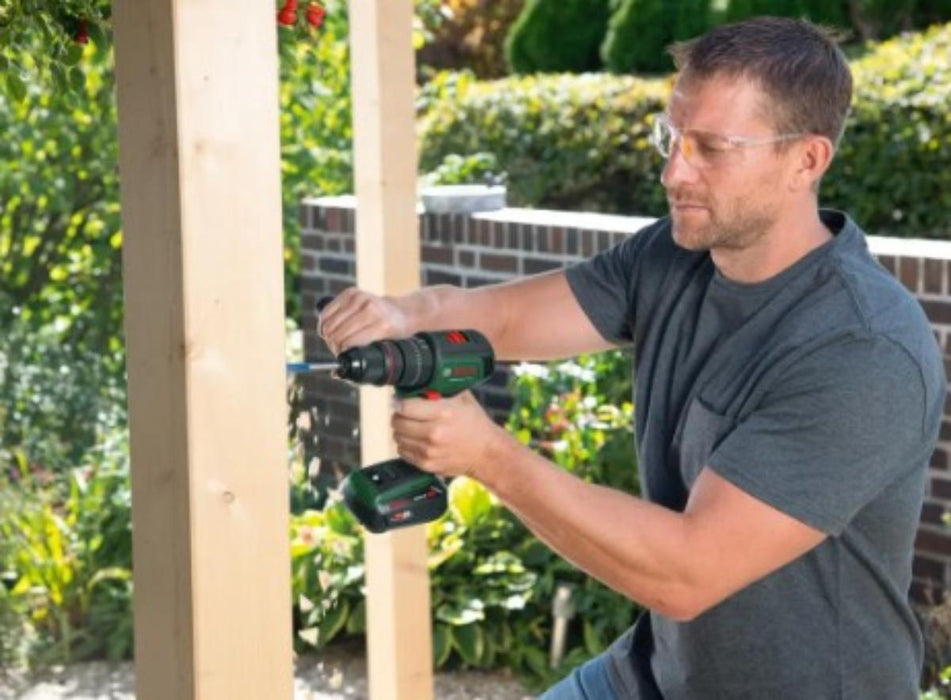 BATTERY IMPACT SCREWDRIVER BOSCH 18V