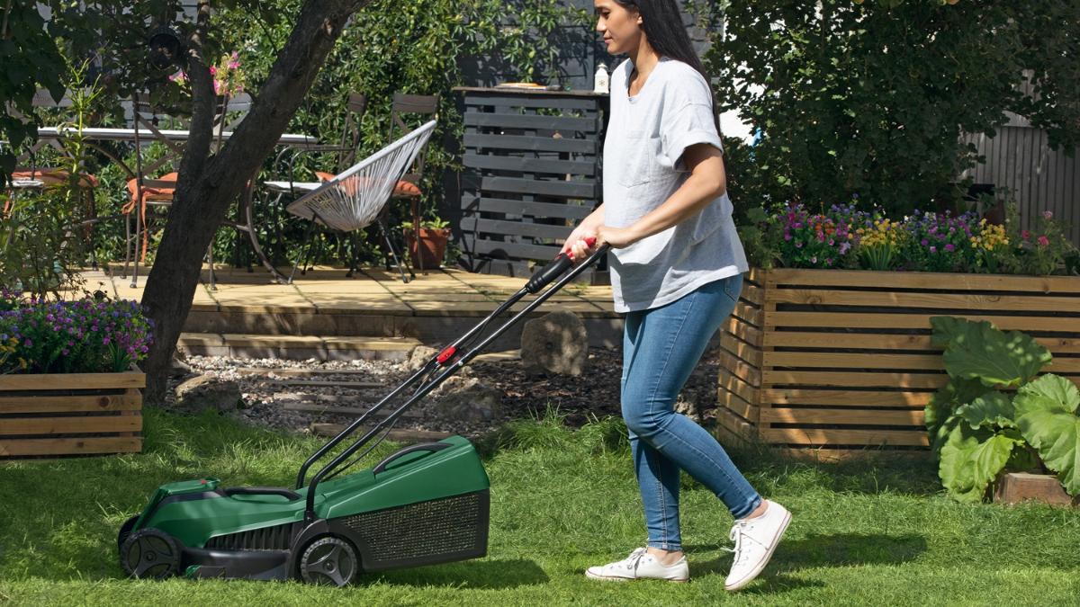 Battery Mower BOSCH Easy Mower 18V-32-200 31 L 18 V 32 cm