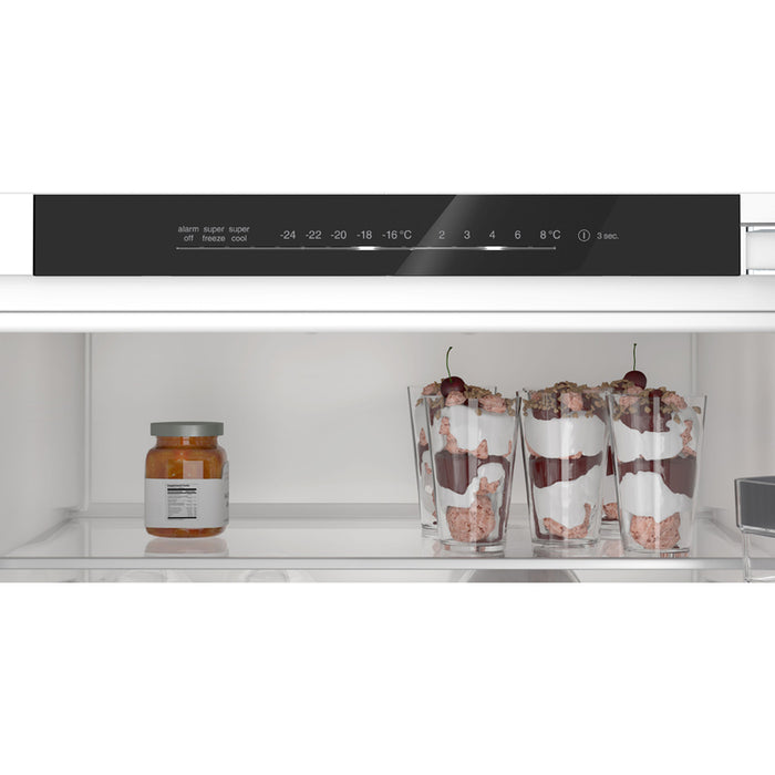 Built-in refrigerator BOSCH KIN96VFD0