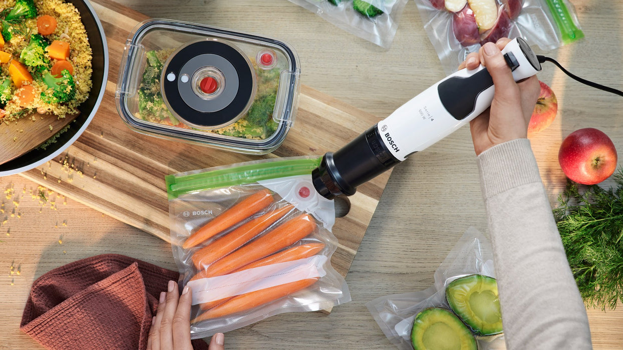 Bosch Serie 4 MSM4W210 blender 0.6 L Immersion blender 600 W Black, White