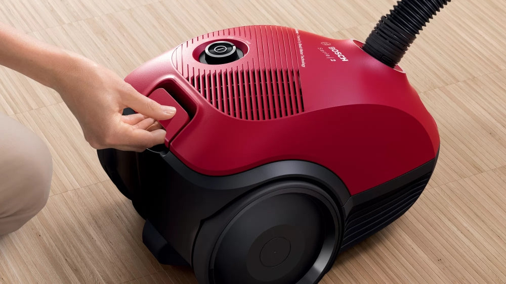 Bosch BGBS2RD1, Vacuum cleaner with bag Red, Series 2