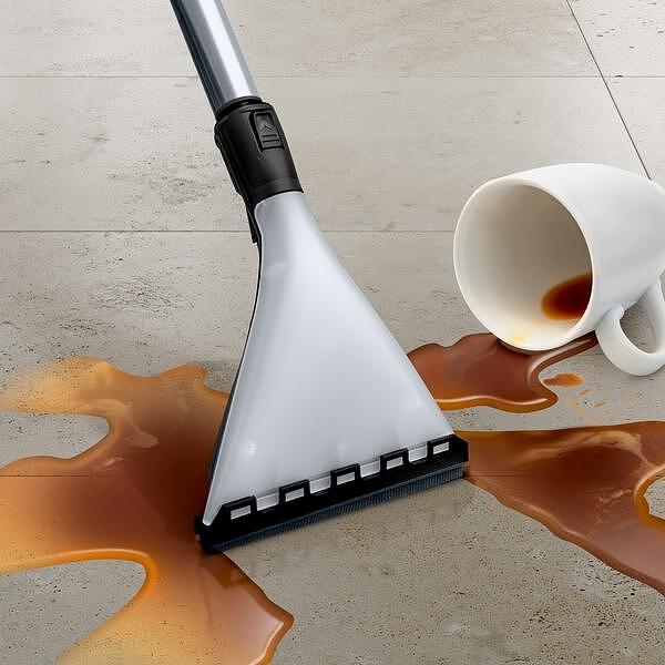 Vacuum cleaner Bosch BWD41720