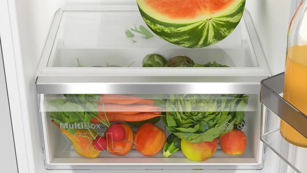 Built-in refrigerator BOSCH KIL42VFE0