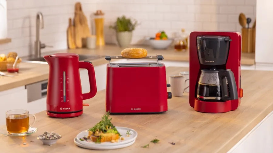 Bosch TAT3M124, MyMoment Compact toaster, 950 W, Auto power off, Defrost and reheat setting, Removable and foldable bun attachment, High lift, Deep Red