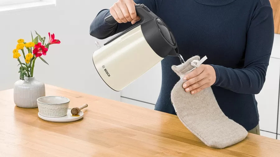 Bosch TWK7L467, Kettle, 2000-2400 W, 1.7 l,  Cup indicator, Triple safety function, Beige