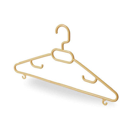BRIO 6 CLOTHES HANGERS SET