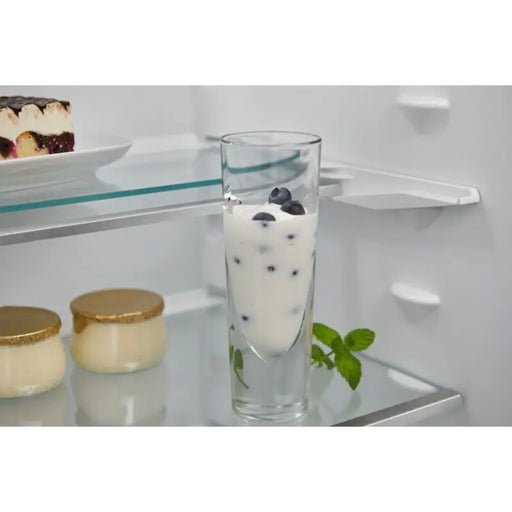 Built-in refrigerator with freezer Electrolux LNS9TE19S 274 l E No Frost - Хладилници с фризер<<<Хладилници<<<Уреди за