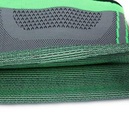 Clamping a sealing sleeve of breathable fabric with elastic bands Corpofix JD8041 - Knee braces