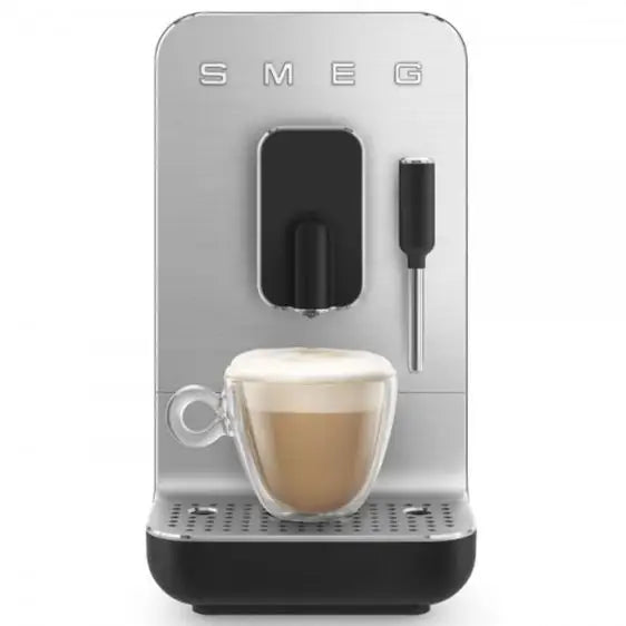 Coffee machine SMEG BCC12BLMEU - Кафеавтомати<<<Кафемашини<<<Малки електроуреди<<<TechnoMix