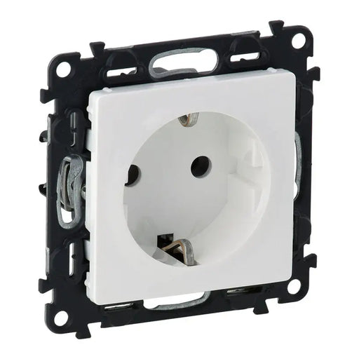 CONTACT SINGLE WITH CHILD PROTECTION LEGRAND VALENA LIFE - Ключове и контакти<<<Електроматериали<<<Praktiker&&&Ключове