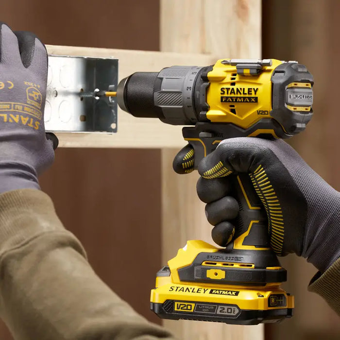 CORDLESS BRUSHLESS IMPACT DRILL STANLEY SFMCD726D2K-QW 18 V 80.00 nm NUMBER OF BATTERIES 2 2.00 Ah CASE - Акумулаторни