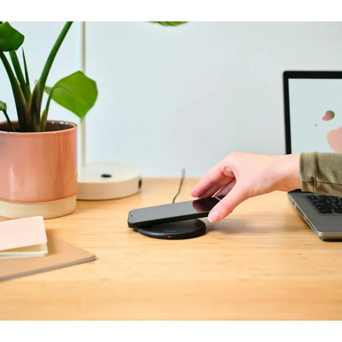 Cordless Charger Trust 24784 Black USB-C 15 W - USB зарядни и кабели<<<Електроника Телефони и таблети<<<Компютри|