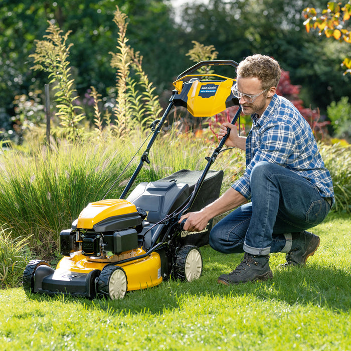 MOTORIZED MOWER CUB CADET LM2 DR46ES 159.0 cm3, 3.40 HP, CUTTING WIDTH 46.00 cm, MULCHING FUNCTION, SELF-PROPELLED FUNCTION