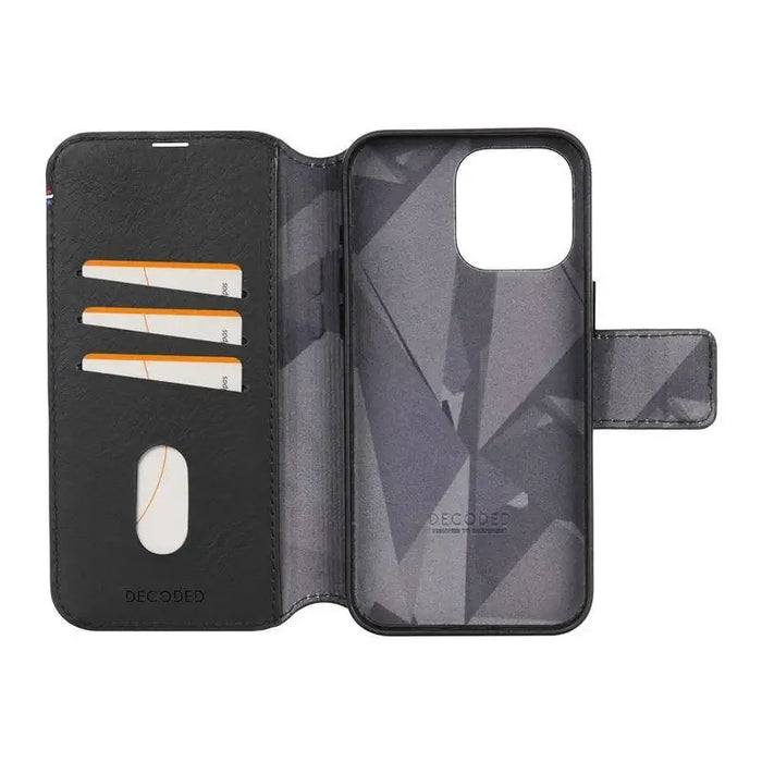Decoded Detachable Wallet Case Leather with MagSafe for iPhone 15 Pro Max - Black - Cell phone cases