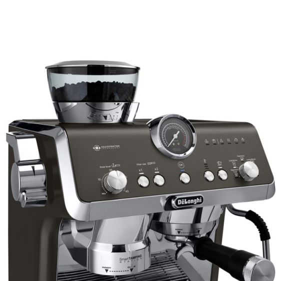 Coffee machine DeLonghi La Specialista Opera EC9555.BK