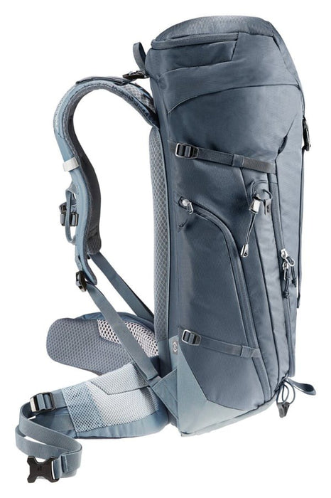 Deuter Trail Trekking Backpack 32 L Black