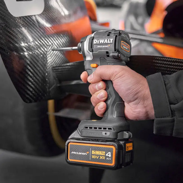 DEWALT DCF85MM2T-QW MCLAREN 18 V 205.00 nm NUMBER OF BATTERIES 2 4.00 Ah SUITCASE - Акумулаторни бормашини и