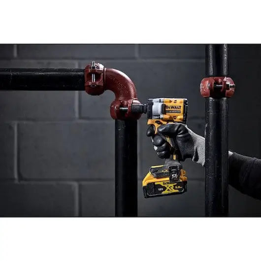 DeWALT DCF922P2T-QW power wrench 2500 RPM 610 N⋅m - Impact wrenchesNAK-KLU<<<Cordless toolsNAK<<<ActionPL&&&Impact