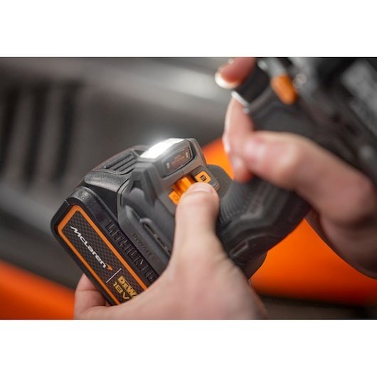 DeWalt MCLAREN DCD85MP2T Drill Driver 18V Black Yellow - Drill-screwdriversNAK-WWK<<<Cordless toolsNAK<<<ActionPL