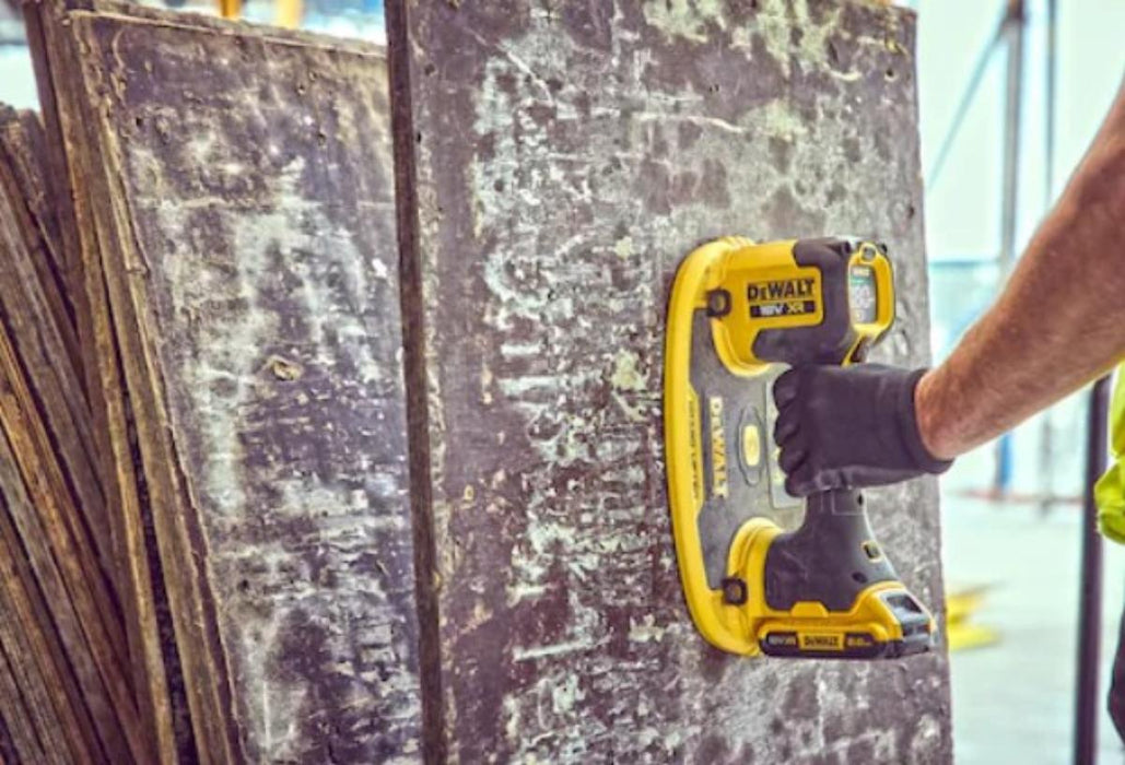 DEWALT. GRABO 18V DCE590N VACUUM LIFTER