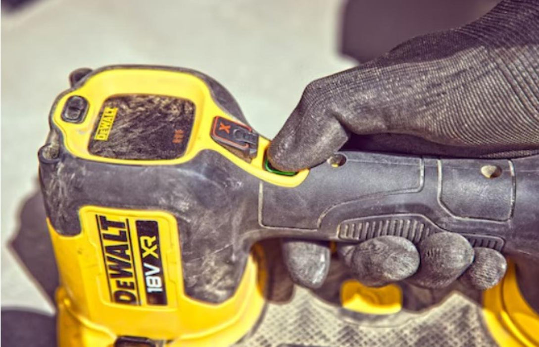 DEWALT. GRABO 18V DCE590N VACUUM LIFTER