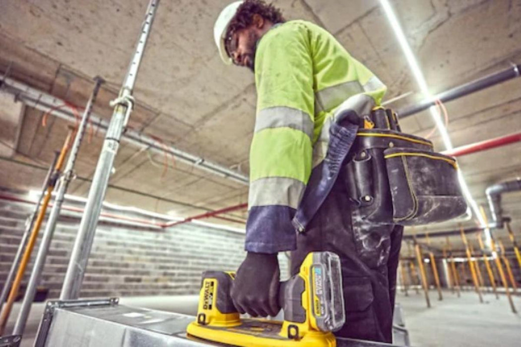 DEWALT. GRABO 18V DCE590N VACUUM LIFTER