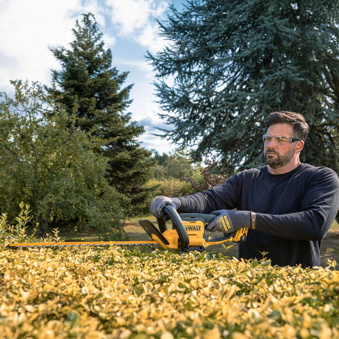 CORDLESS HEDGE TRIMMER DEWALT DCMHT562N-XJ 18 V, 55 cm, BLADE PITCH 19 mm
