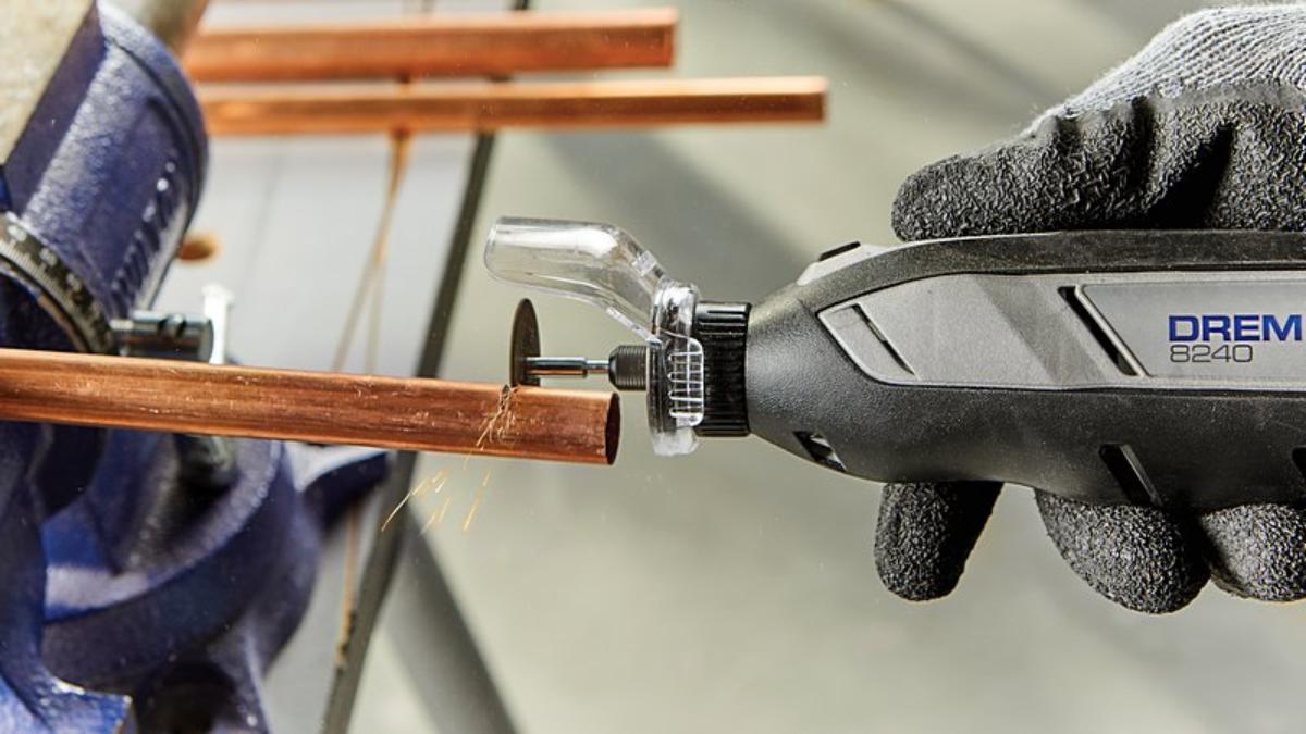 DREMEL 8240 MULTIFUNCTIONAL TOOL